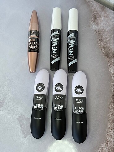 Beden Rose mascara