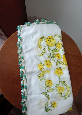 Dantel Detaylı Beyaz Çiçekli Kadın tülbent - Görsel 2