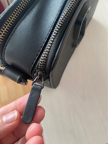 Beden Marc jacobs çanta askısı yok