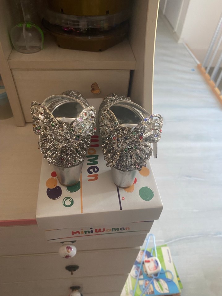 Gri Simli topuklu Babet Ayakkabı - Görsel 4