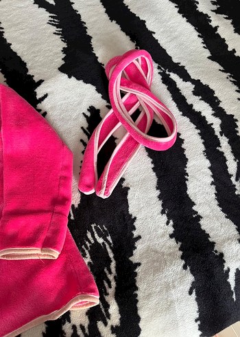 Kız Çocuk Pembe minimaus Kapüşonlu Bornoz - Görsel 4