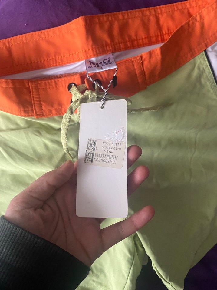 Yeşil Kemerli Mini Şort - Görsel 3