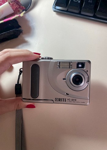 Dijital Fotoğraf Makinesi