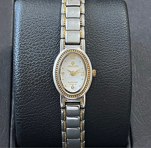 AS GOLDEN QUARTZ ALTIN KAPLAMA SAFİR CAM BİLEKLİK MODEL BAYAN SA