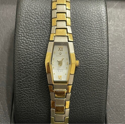 AS GOLDEN QUARTZ ALTIN KAPLAMA SAFİR CAM BİLEKLİK MODEL BAYAN SA