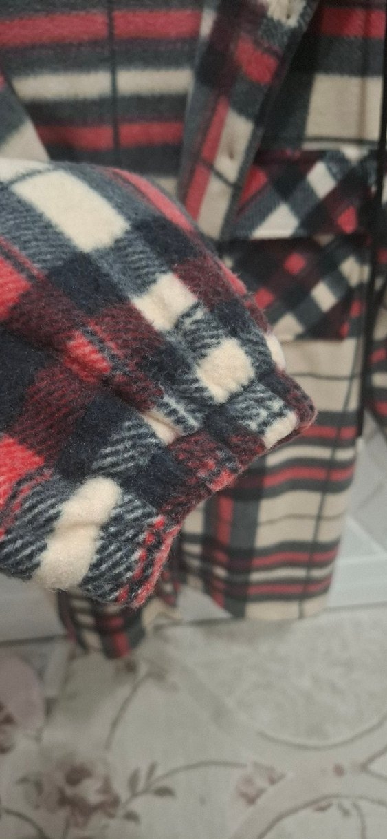 Düğmeli Ekose Desenli Kadın kapişonlu üst - Görsel 4