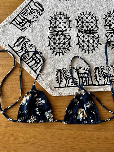 Oysho bikini üstü