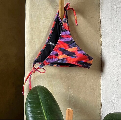 Barbarian bikini altı