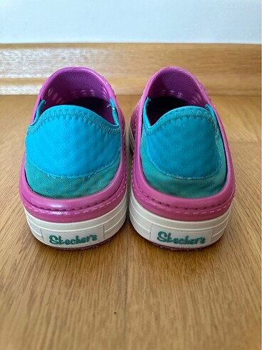 30 Beden pembe Renk Amerika?dan orjinal Skechers 13 numara