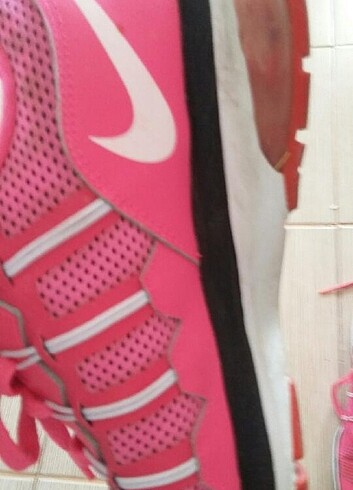 Nike spor ayakkabı 
