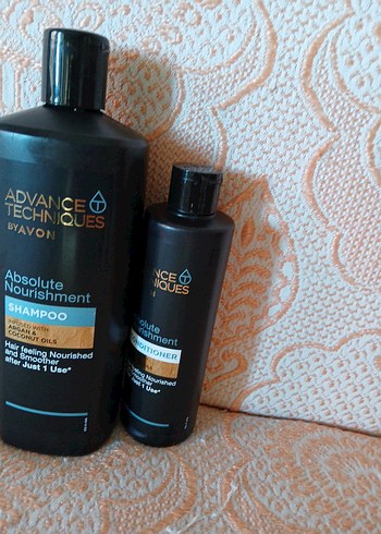  Beden Avon Advance Techniques Besleyici Şampuan ve Saç Kremi