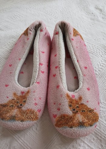 Nakışlı Pembe Kız Çocuk Ev Terliği - Görsel 2