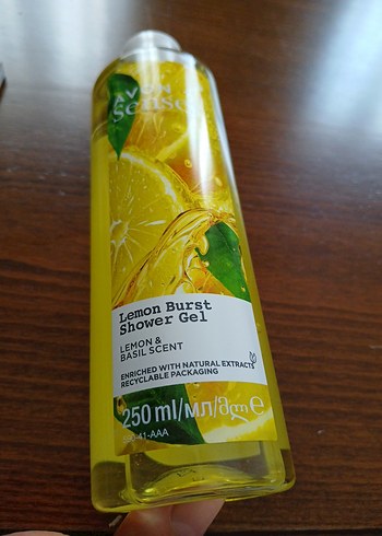 Limon ve Fesleğen Özlü Duş Jeli 250ml
