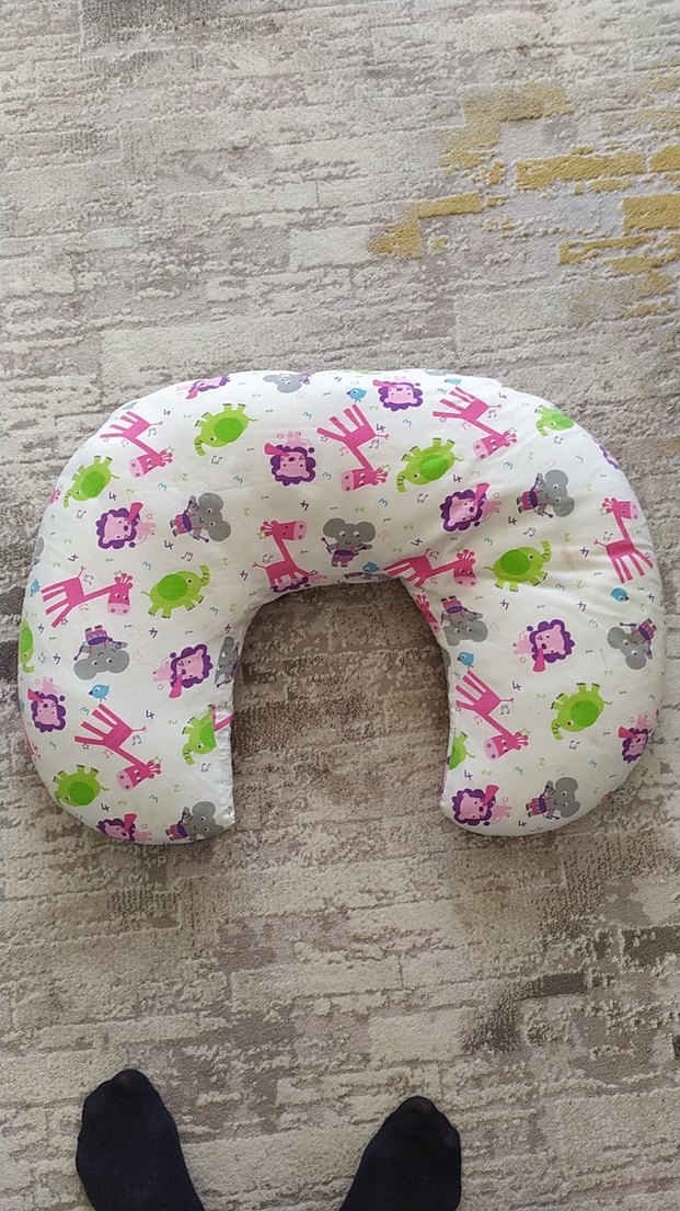 Renkli Desenli Emzirme ve Hamile Yastığı - Görsel 5