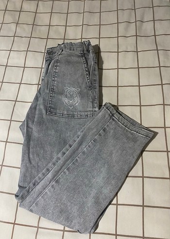 Gri Salaş Erkek Çocuğu Kot Pantolonu