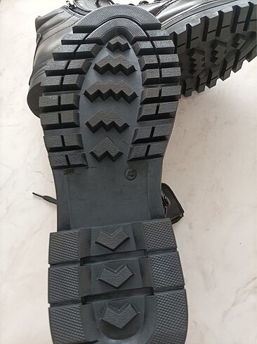 Franco Fortini Bağcıklı Bot - Görsel 7