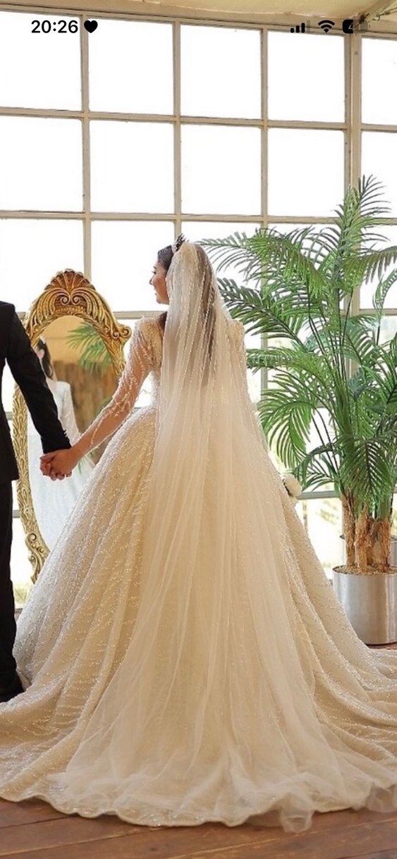 İnci Detaylı Şeffaf Tül Gelinlik — görsel 3/5