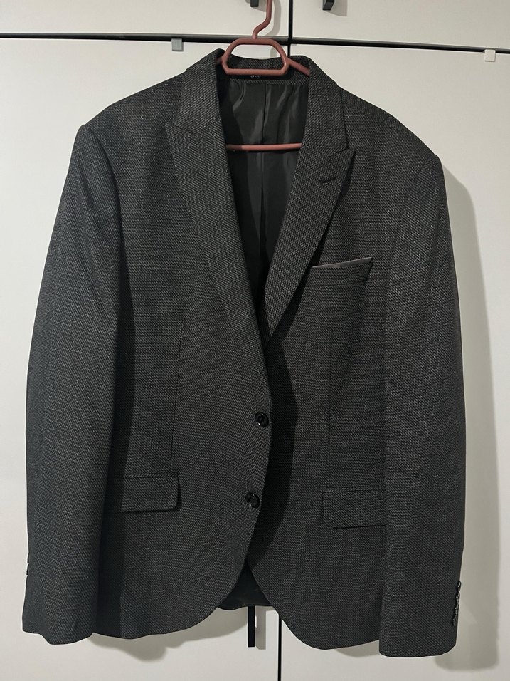 Gri Düğmeli Erkek Takım Elbise - Görsel 5