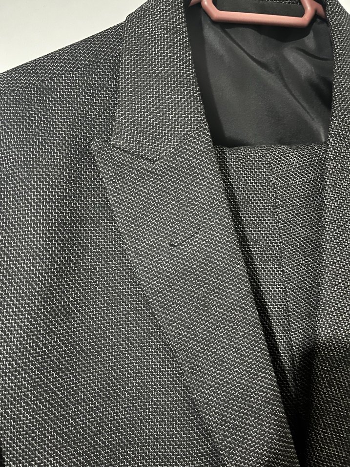 Gri Düğmeli Erkek Takım Elbise - Görsel 4