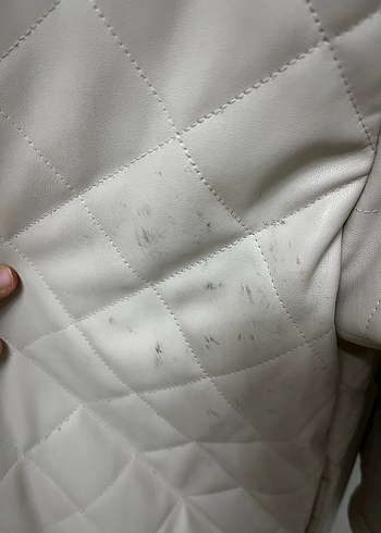 Düğmeli Beyaz Kadın Deri Ceket - Görsel 3