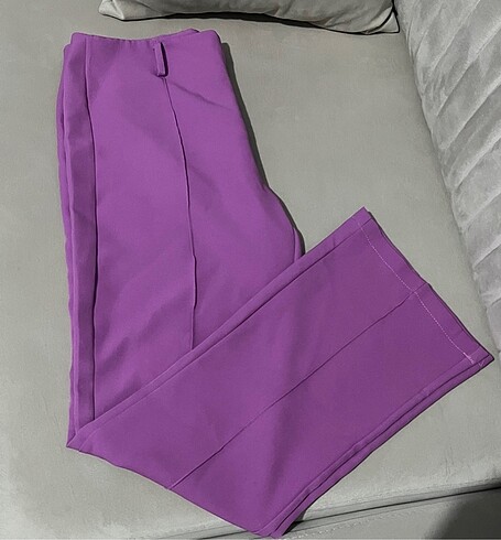 PANTOLON