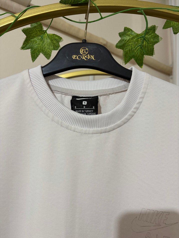 Nike Beyaz Sweatshirt — görsel 3/4