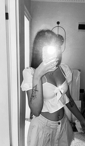 trendyolmilla beyaz crop
