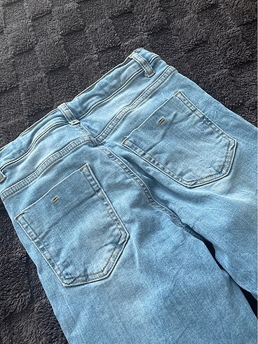 10 Yaş Beden lcwaikiki erkek pantolon