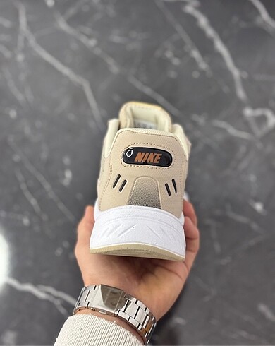 41 Beden Nike 41