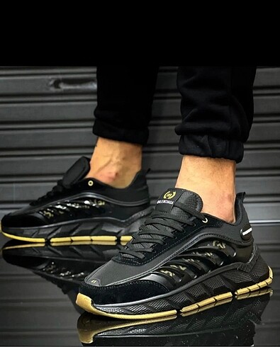 Balenciaga 41