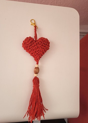 kağıt ipten çanta aksesuarı charmı kalp figürlü - Görsel 3