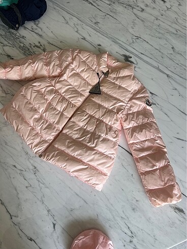 18-24 Ay Beden pembe Renk Moncler 18-24 ay pembe kaz tüyü mont