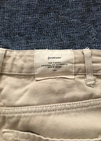 34 Beden ten rengi Renk Düğmeli Bej Kadın Denim Şort
