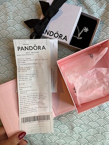 Beden beyaz Renk PANDORA HERBARYUM KOLYE