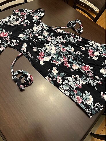 H&M H&M Çiçekli elbise