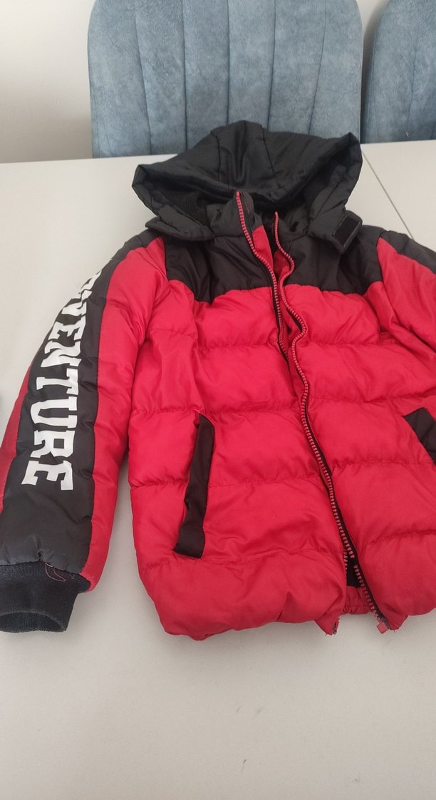 kırmızı mont - Görsel 2