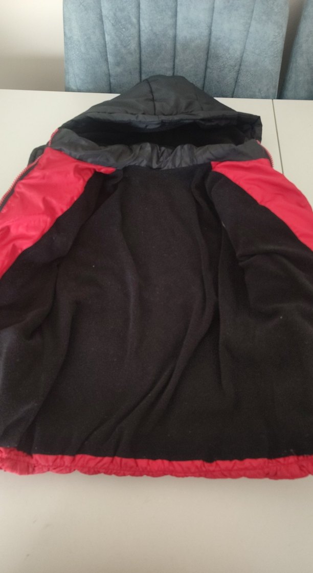 kırmızı mont - Görsel 4