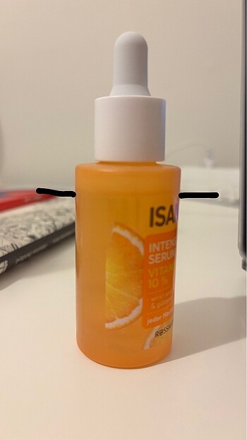 Beden ISANA Vitamin C Serum