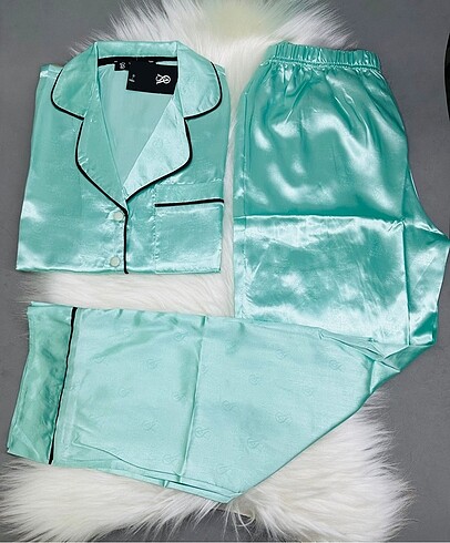 Pijama takımı