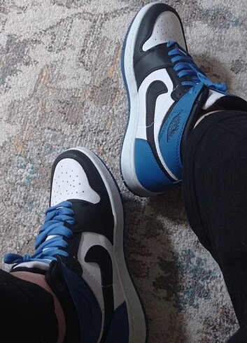 Nike Air spor ayakkabı