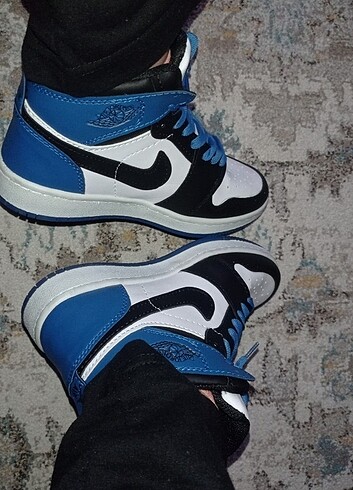 37 Beden Nike Air spor ayakkabı