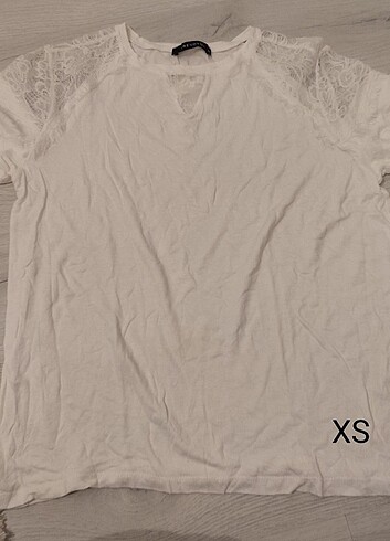 m Beden beyaz Renk 3 adet T-shirt
