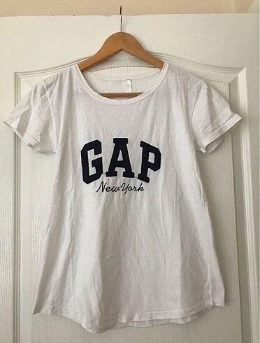 GAP Tshirt