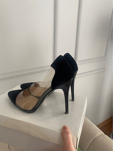 37 Beden siyah Renk 37 no siyah stiletto
