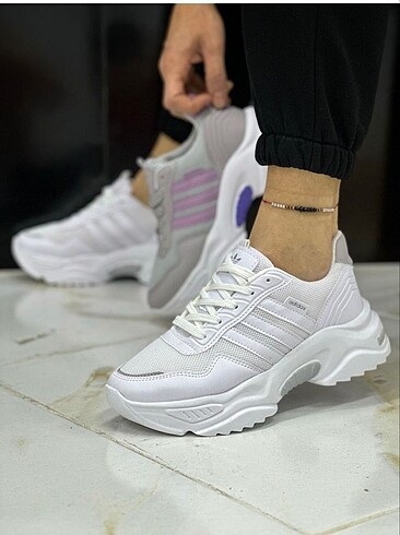 Adidas Kadın Spor Ayakkabı
