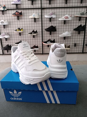 Adidas Kadın Spor Ayakkabı