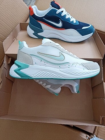 Nike Kadın Spor Ayakkabı