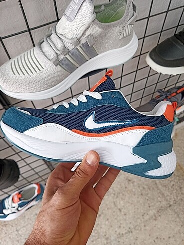 38 Beden Nike Kadın  Spor Ayakkabı