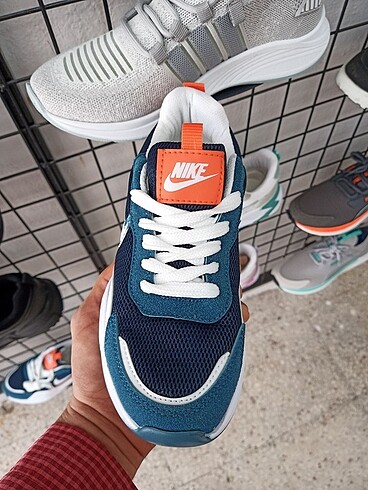 Nike ????Nike Kadın Spor Ayakkabı