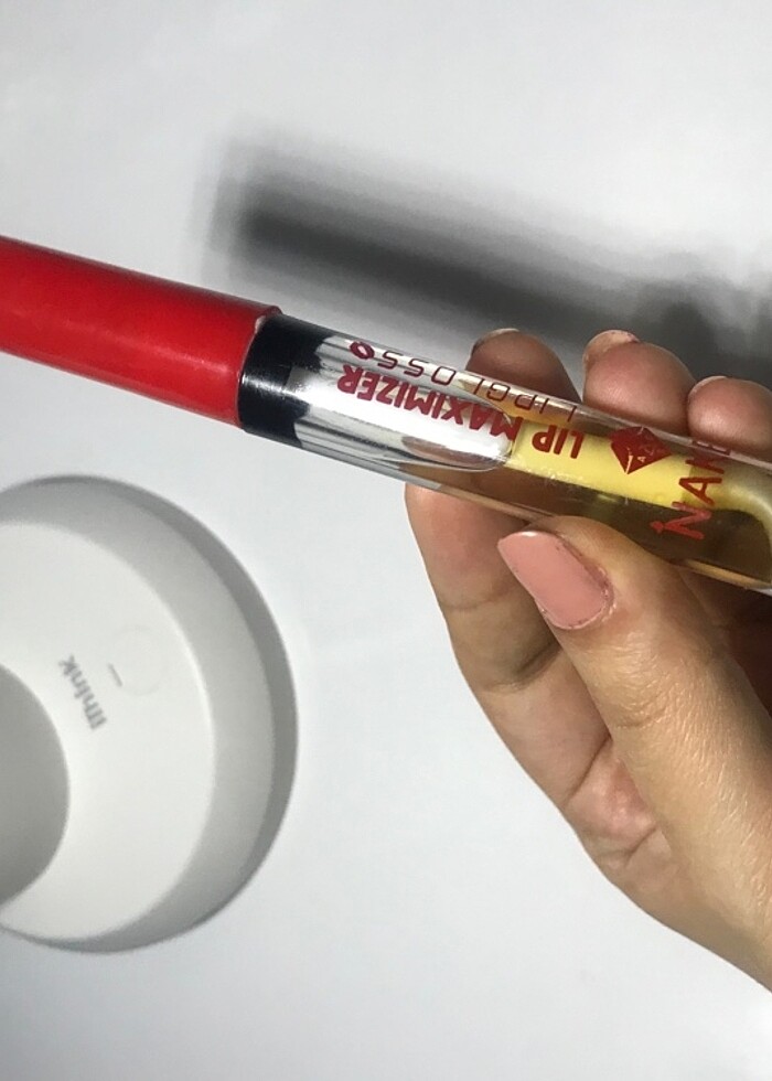 Dudak dolgunlaştırıcı - Görsel 2